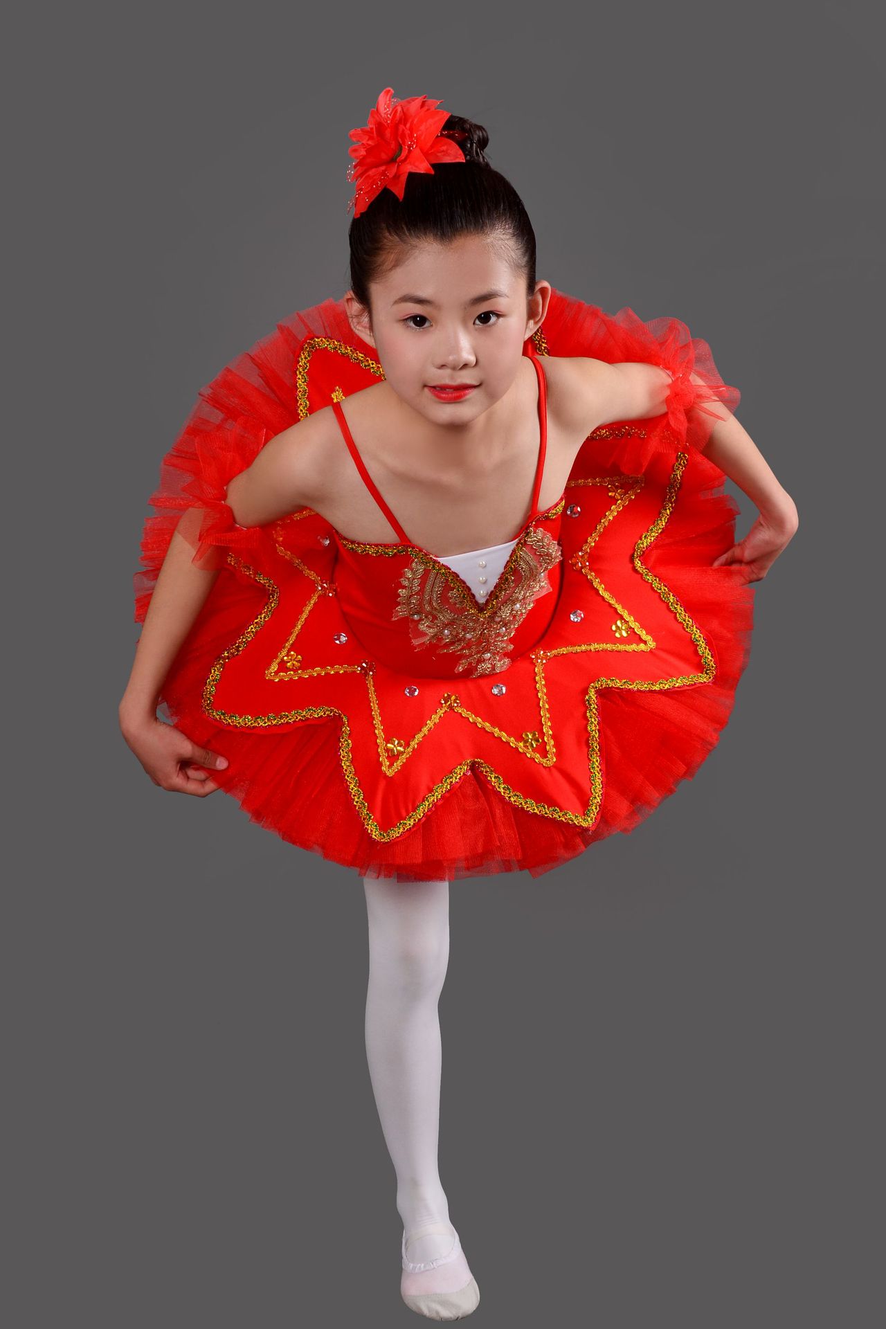 儿童芭蕾舞裙 小天鹅舞蹈 女童芭蕾表演服装 公主演出服