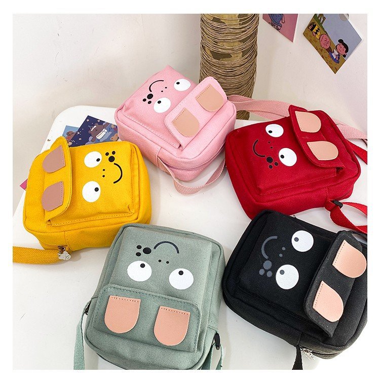 Japanese Ins Cute and Ugly Girl Canvas Shoulder Bag Funny Personality Cartoon Big Eyes Student Small Bags Women