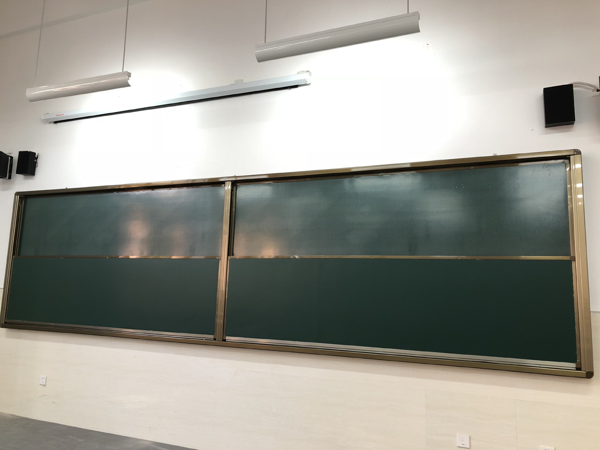 多媒体黑板白板 教室上下升降 大学多媒体阶梯教室磁性可定制尺寸