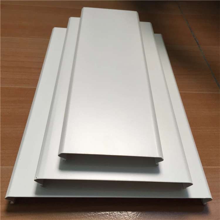 厂家直销工装长条形铝扣板吊顶天花铝合金条扣板100200面可定制