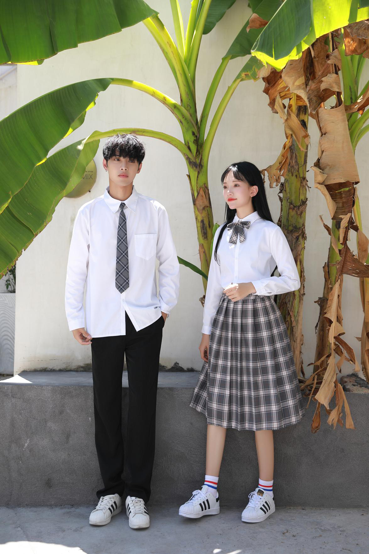 男女学院风校服套装 高中生毕业照班服白衬衫格子裙运动会演出服