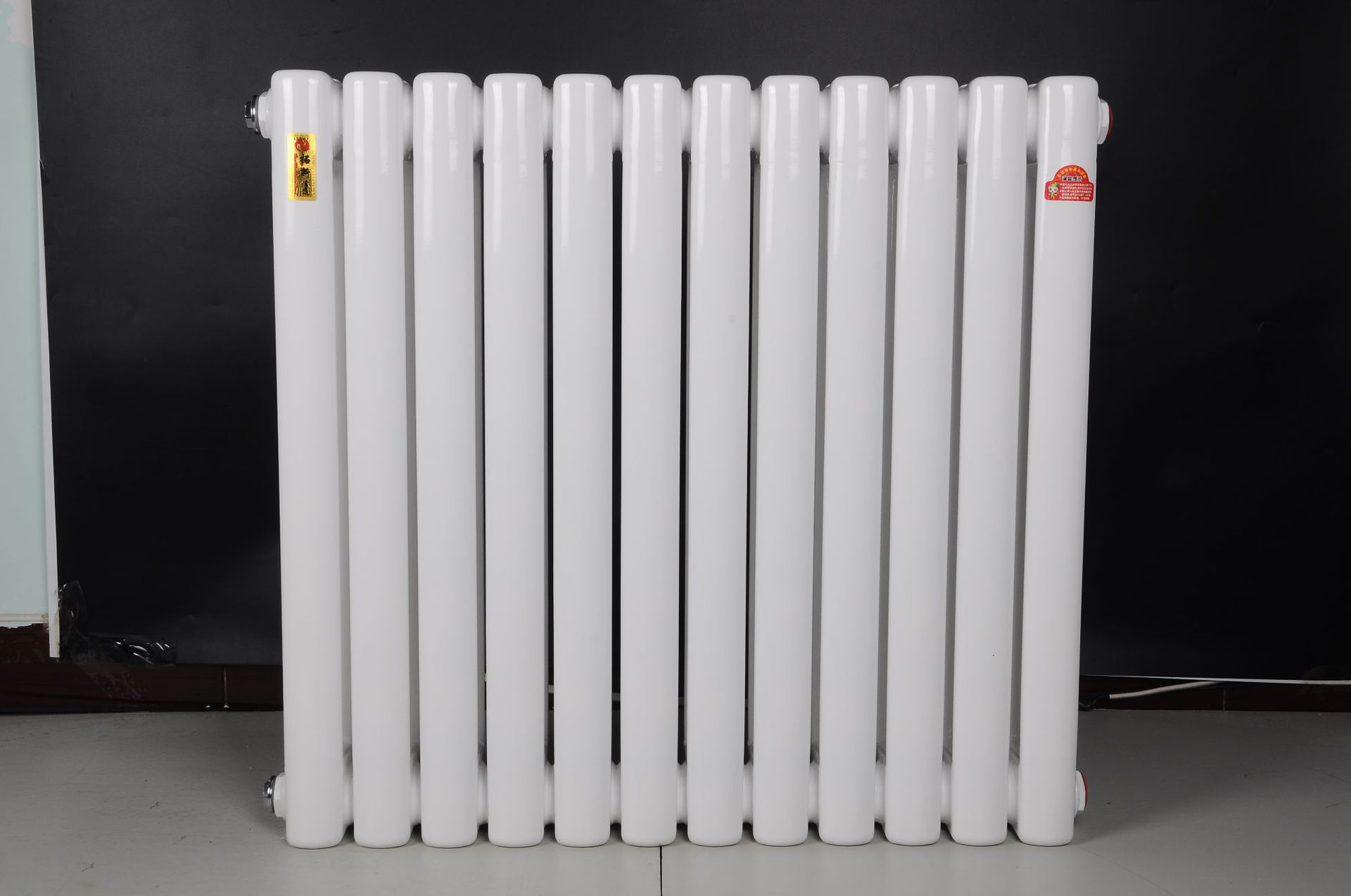 供应5025钢制柱式散热器 6030壁挂式低碳钢二柱暖气片 家用暖气片