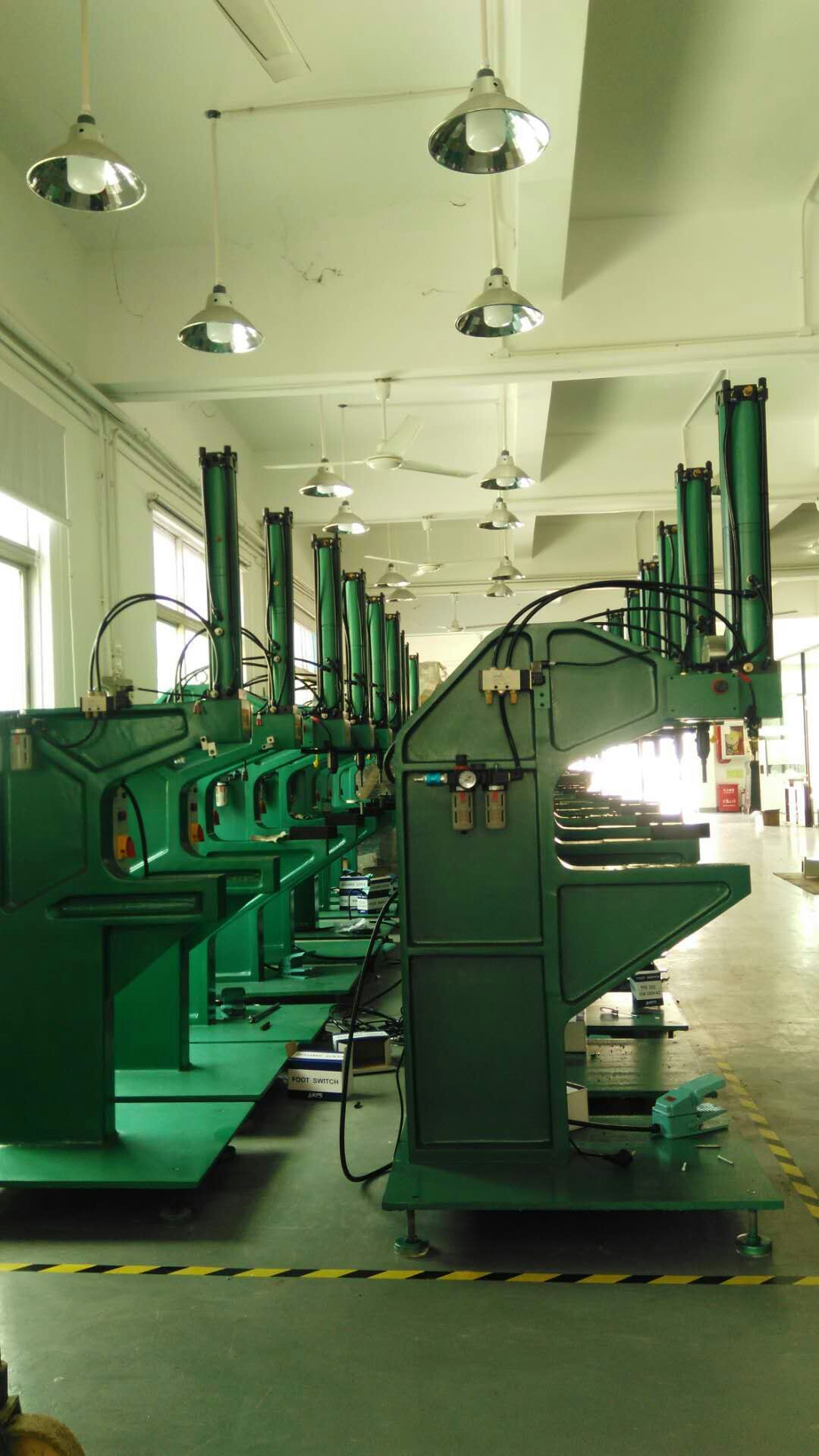 翼鹏安全防压手压铆机液压压铆机厂家