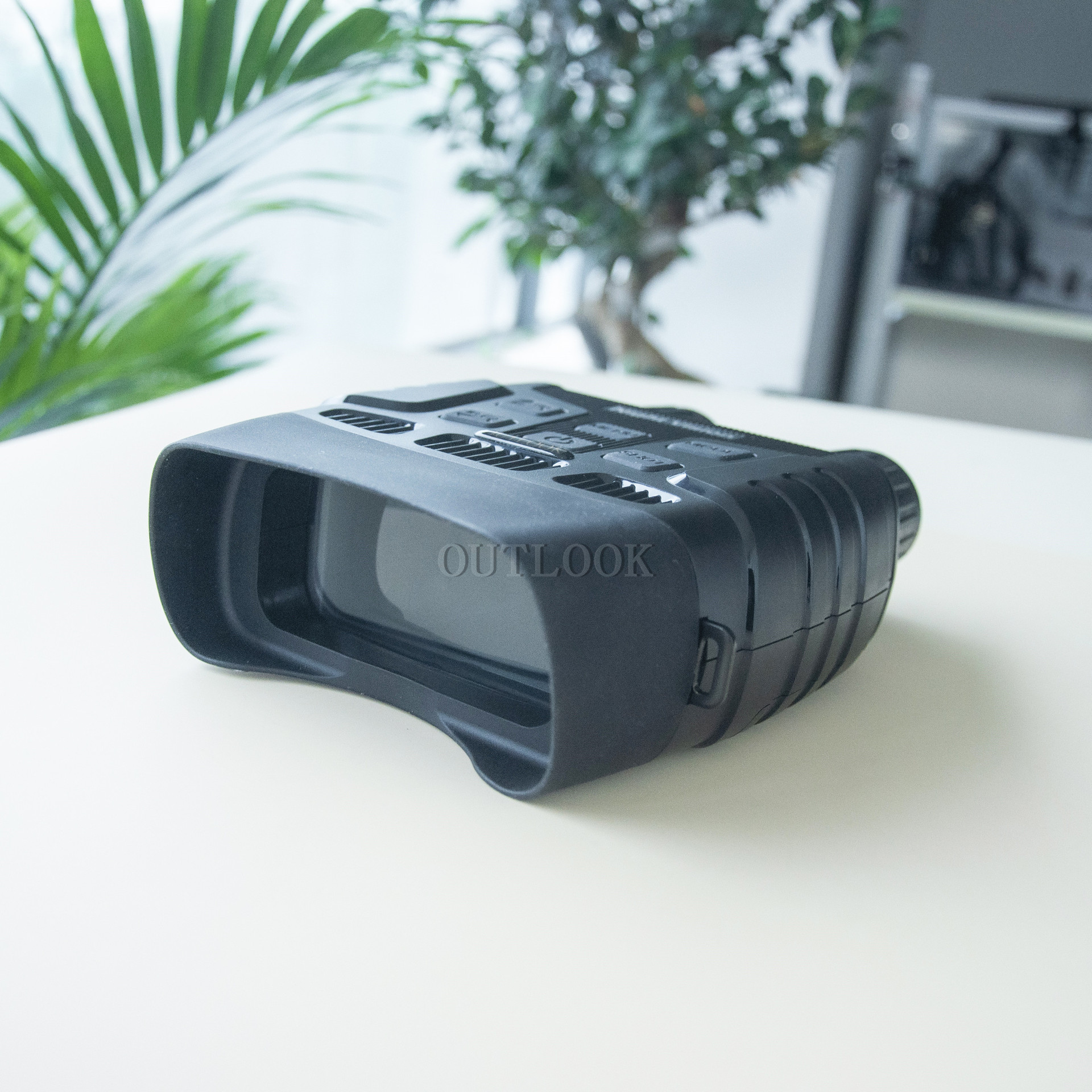 yjs511远锦数码大屏数码夜视仪 夜视仪望远镜 大屏幕双目夜视仪