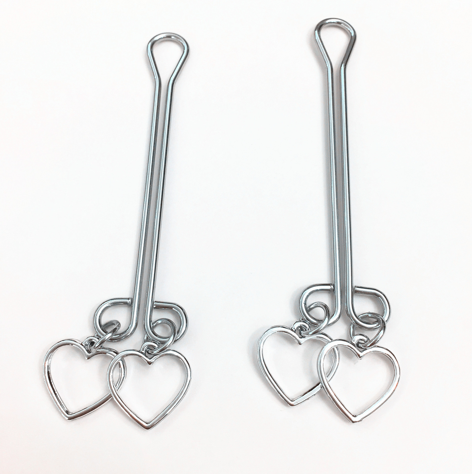 厂家供应心型不锈钢乳头夹金属乳夹阴蒂夹夫妻成人调情用品