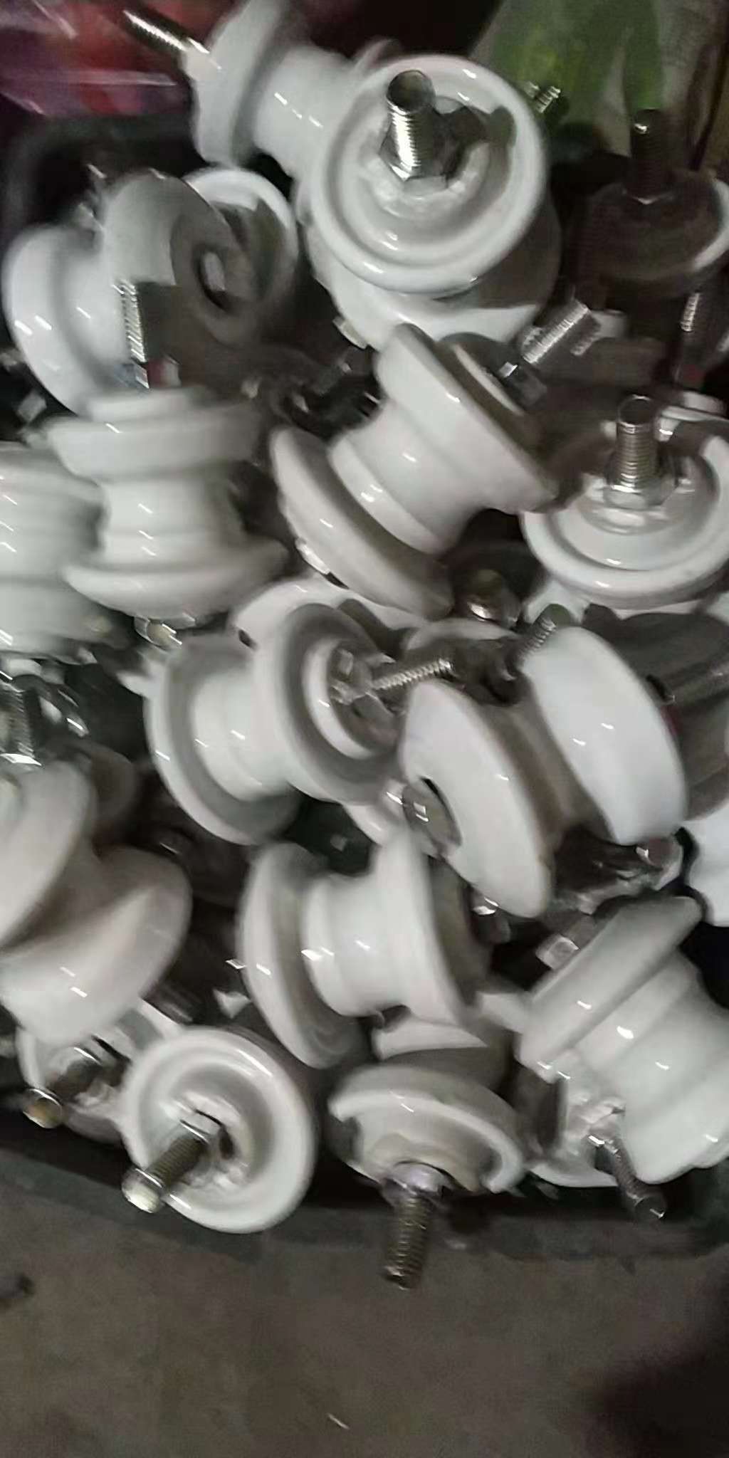 电缆用瓷瓶 绝缘子 厂价直供