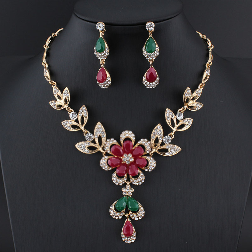 European and American Exaggerated and Personalized Ornament Vintage Alloy Diamond Multi-Color Flower Resin Necklace Earrings in Stock Wholesale