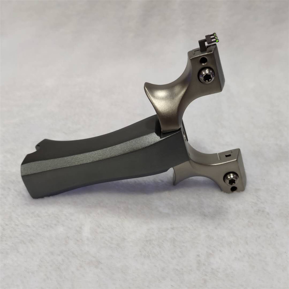 新款夹片440c高背鸡王扁皮飞虎弹弓 不锈钢弹弓扁皮筋钛合金弹弓