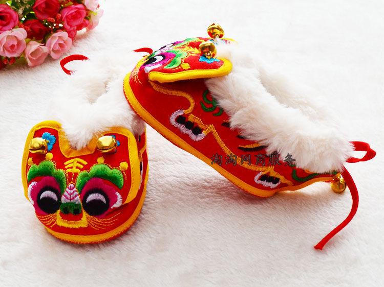 男女儿童宝宝布鞋婴儿虎头鞋秋冬软底老虎鞋棉鞋子手工周岁