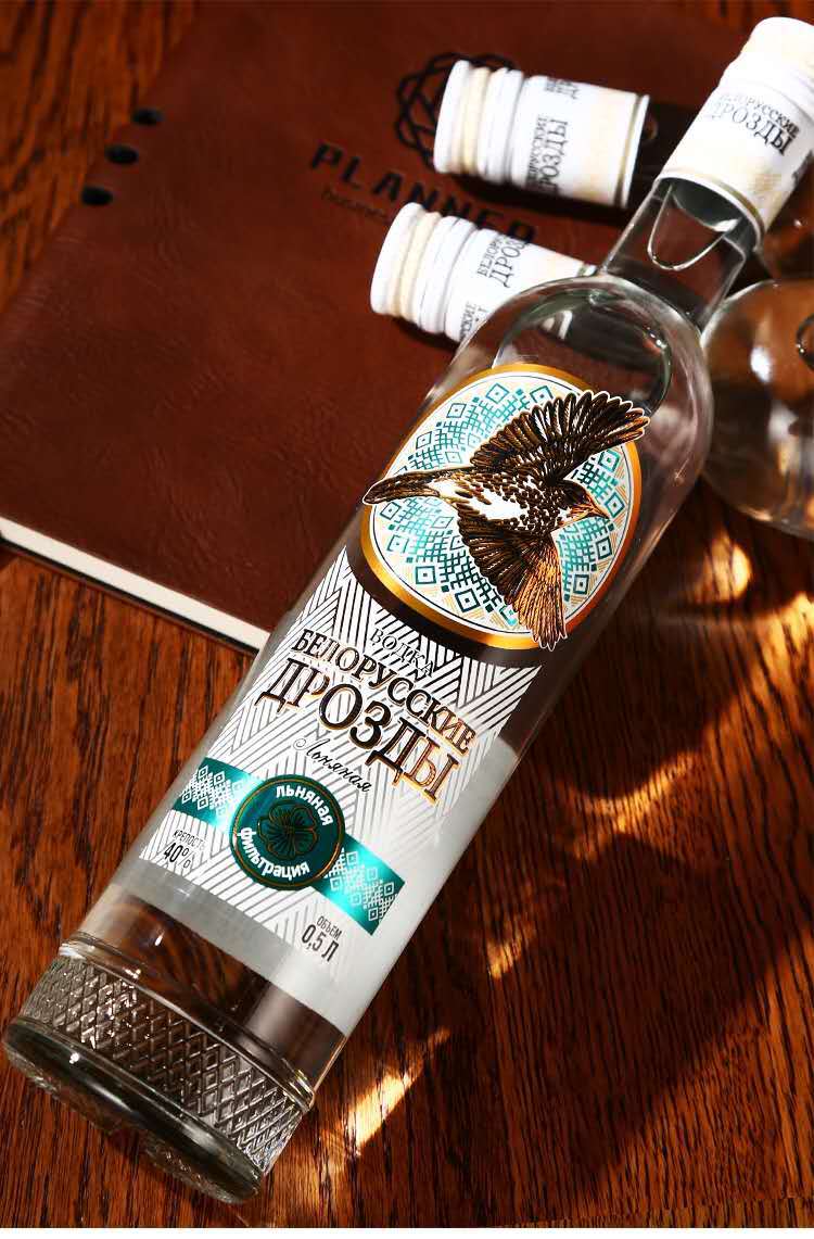 洋品多俄罗斯小鸟伏特加味道清柔型伏特加500毫升瓶装