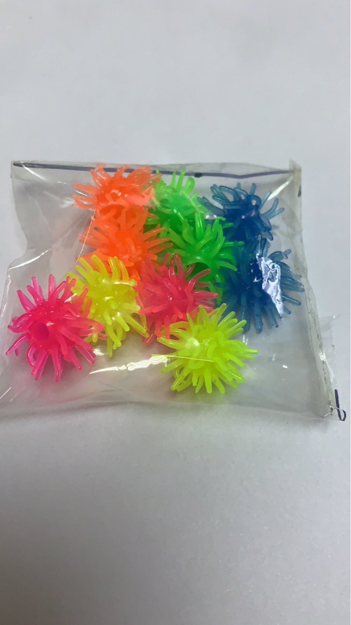 工厂直供环保20mm粘粘小刺球 易清洁好收纳玻璃门窗光滑墙面玩具