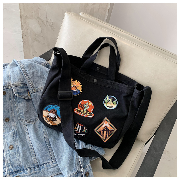 帆布包新款休闲刺绣徽章布标潮流时尚耐磨大容量单肩斜挎女包布包