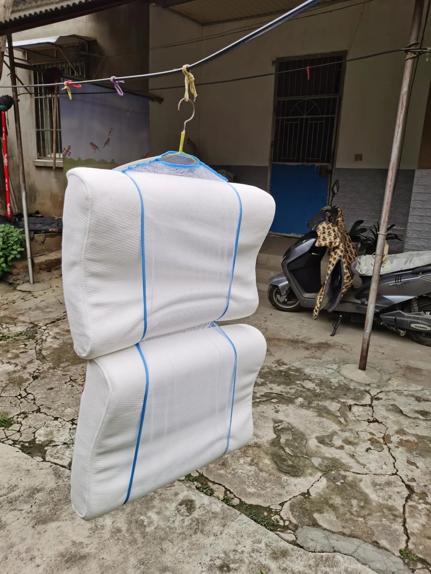 枕头晾晒网img_5223(20201016-081330)