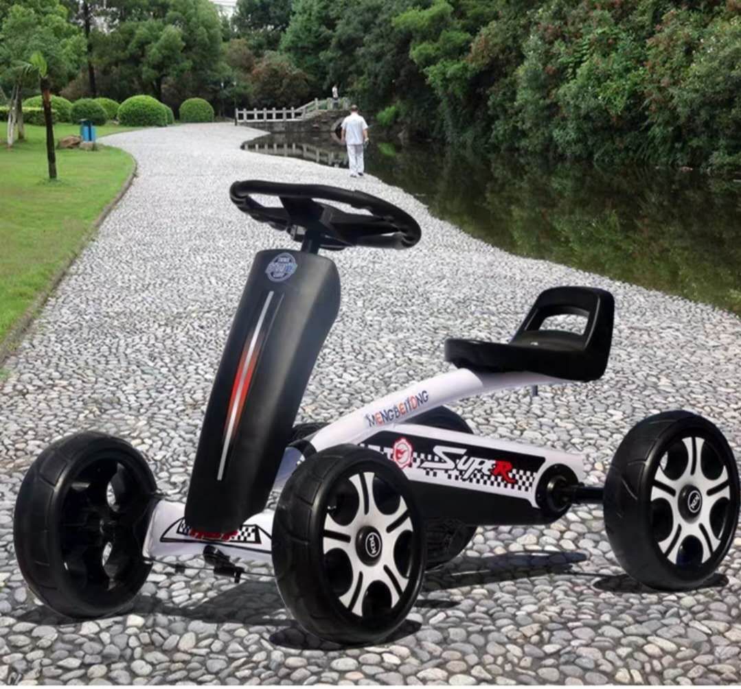 厂家批发新款儿童脚踏卡丁车广场四轮溜溜车漂移车儿童四轮扭扭车