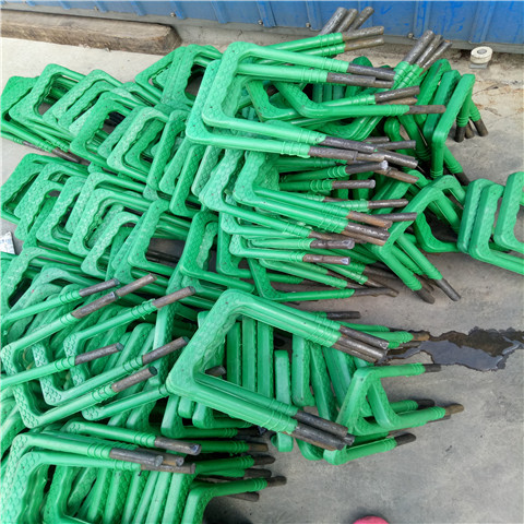 定制塑钢爬梯 塑钢踏步 检查井污水井爬梯 包塑爬梯批发