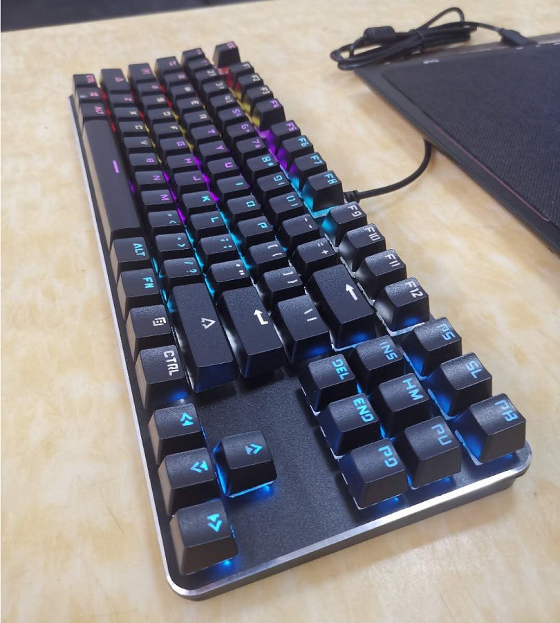 919-10跑马灯炫彩87键游戏键盘办公键盘速卖通ebay亚马逊机械键盘