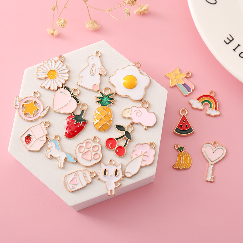Cartoon Strawberry Pineapple Bracelet Accessories DIY Ornament Accessories Korean Style Little Daisy Pendant Earring Material Pendant