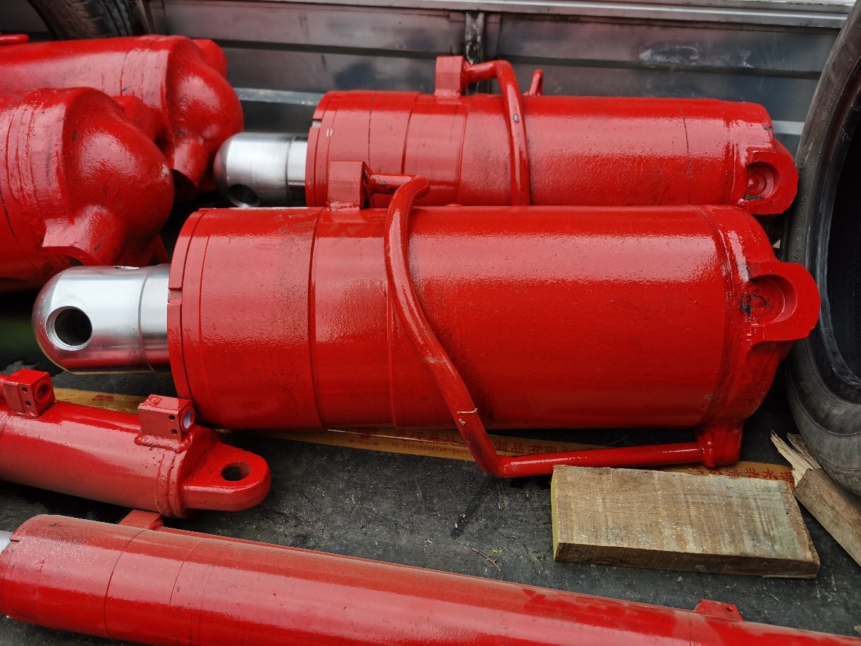 液压支架伸缩梁千斤顶80-60*700 zt-s080b 液压支架配件-阿里巴巴