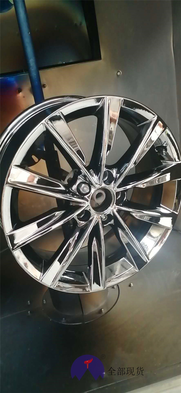 轮毂电镀二手轮毂电镀机一次镀膜4个2018年的设备磁控溅射方式