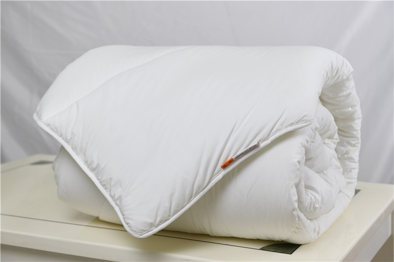 供应填充物优质pp棉面料聚酯纤维被芯