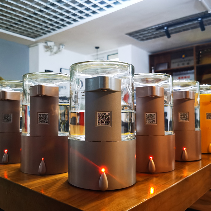 智能售酒机 桌面版共享智能白酒器 饮酒机 酒水新零售 扫码出酒机