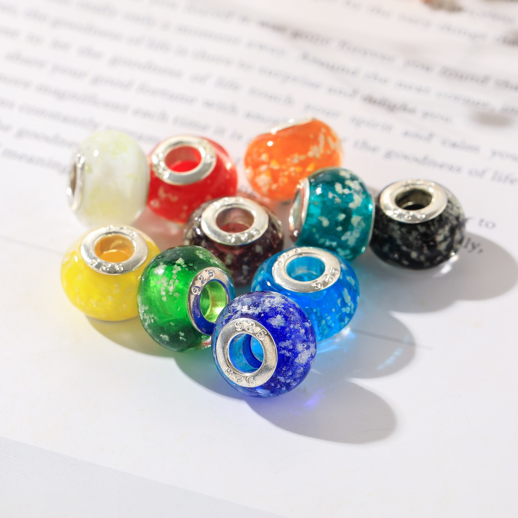 晗钰缘 七彩夜光琉璃大孔珠子 diy琉璃配件材料 手链串珠隔珠批发
