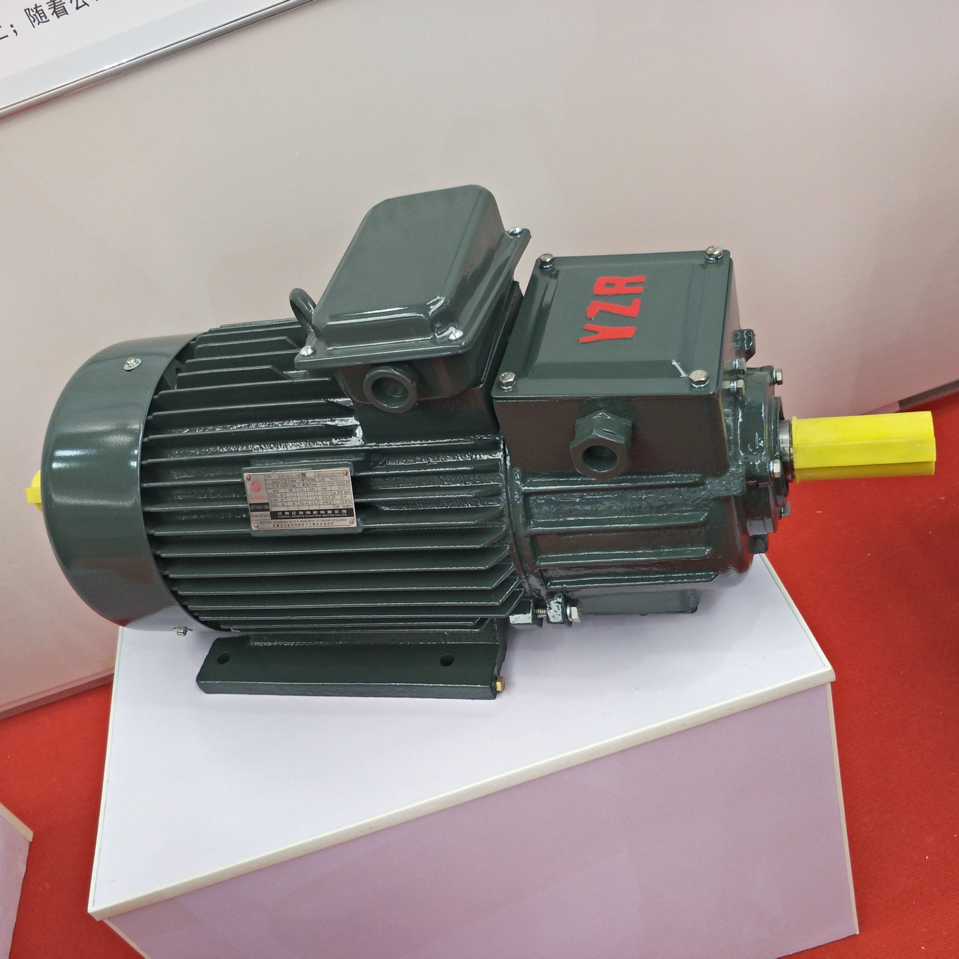 yzr160l-8/9kw绕线型三相异步电动机/鼠笼式转子/起重机运行用