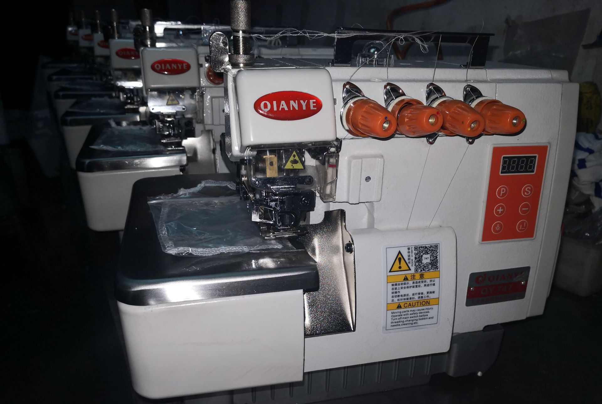 浴帽拷边机三线包缝机银剑款747锁边机工业缝纫机厂家直销