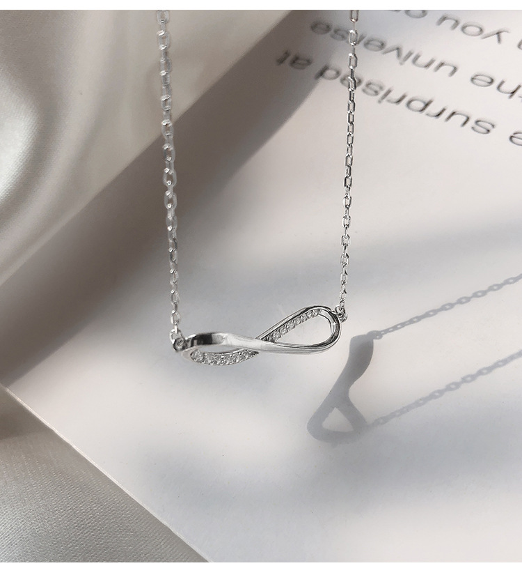 气质几何项链女小众设计感i冷淡风莫比乌斯环锁骨链韩国吊坠新潮