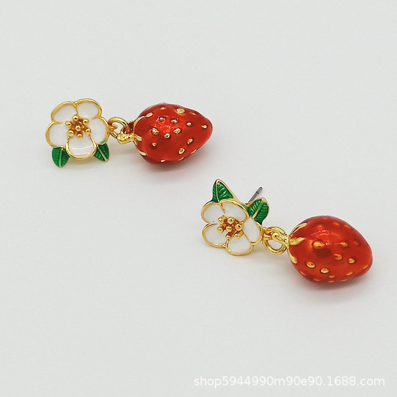 外贸饰品ks家 跨境货源精美迷你草莓金色耳钩 铜材电镀18k真金