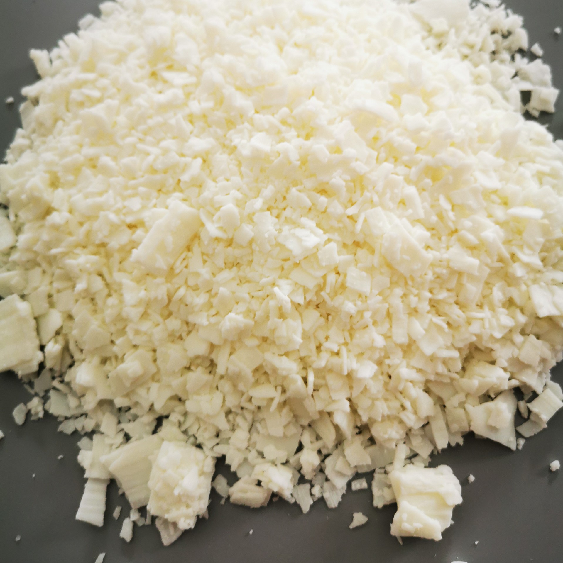 厂家直供 大豆蜡 片状大豆蜡 香薰蜡烛蜡牌原料材料 52度大豆蜡