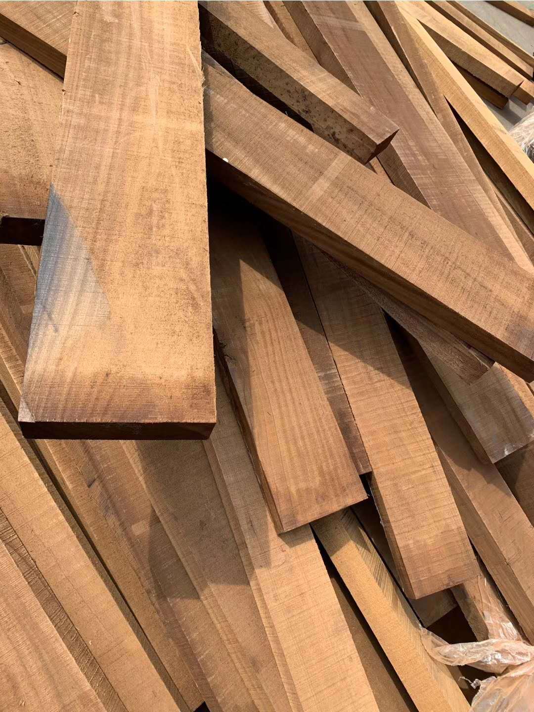 厂家直销非洲核桃木板 可定制各种规格实木板 核桃木板材厂家批发