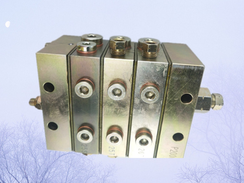 递进式黄油分配器10t 10点分油器易润机械 泵车配件重型机械设备