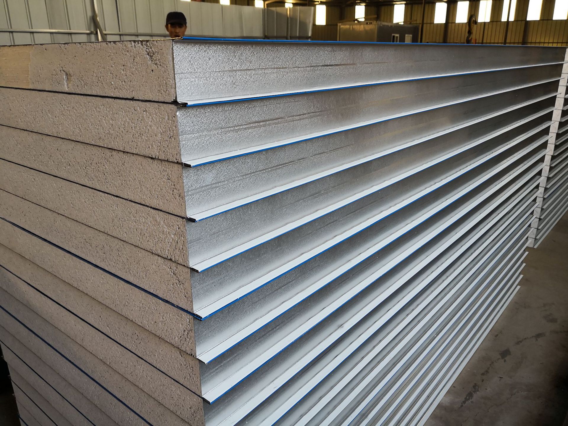 彩钢聚苯夹芯板,eps夹芯板,泡沫夹芯板,950-1150夹芯板