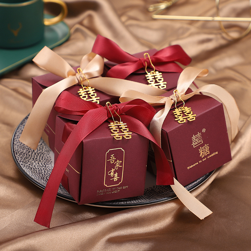结婚喜糖方盒婚礼礼盒2020新款批发糖盒结婚盒子糖果盒用品喜糖