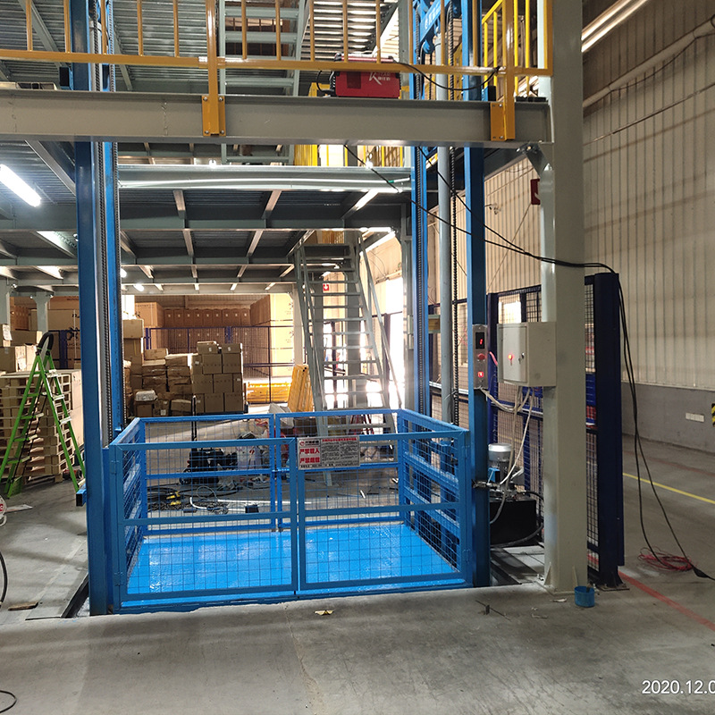 源头厂家库房用轨道式升降货梯二层三楼1吨5吨10米液压工业升降机