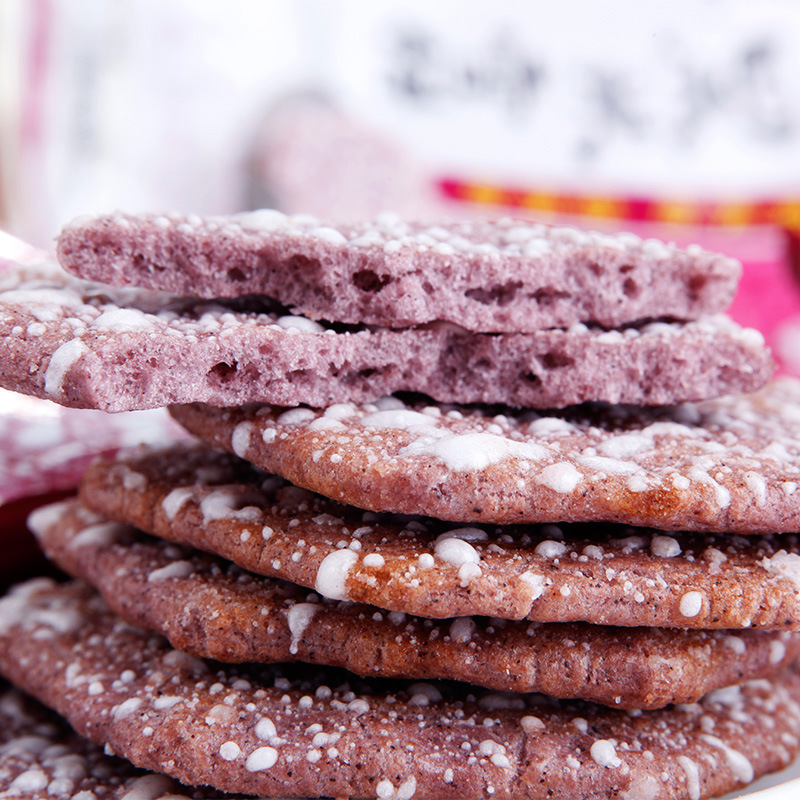 旺旺黑米雪饼84g膨化休闲零食米饼礼包办公室零食小吃饼干