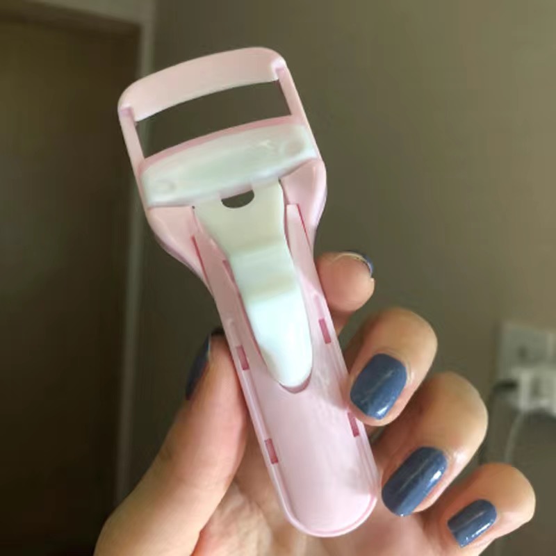 新版玛莉安睫毛夹卷翘持久定型眼睫毛夹小型局部睫毛卷翘器玛丽安