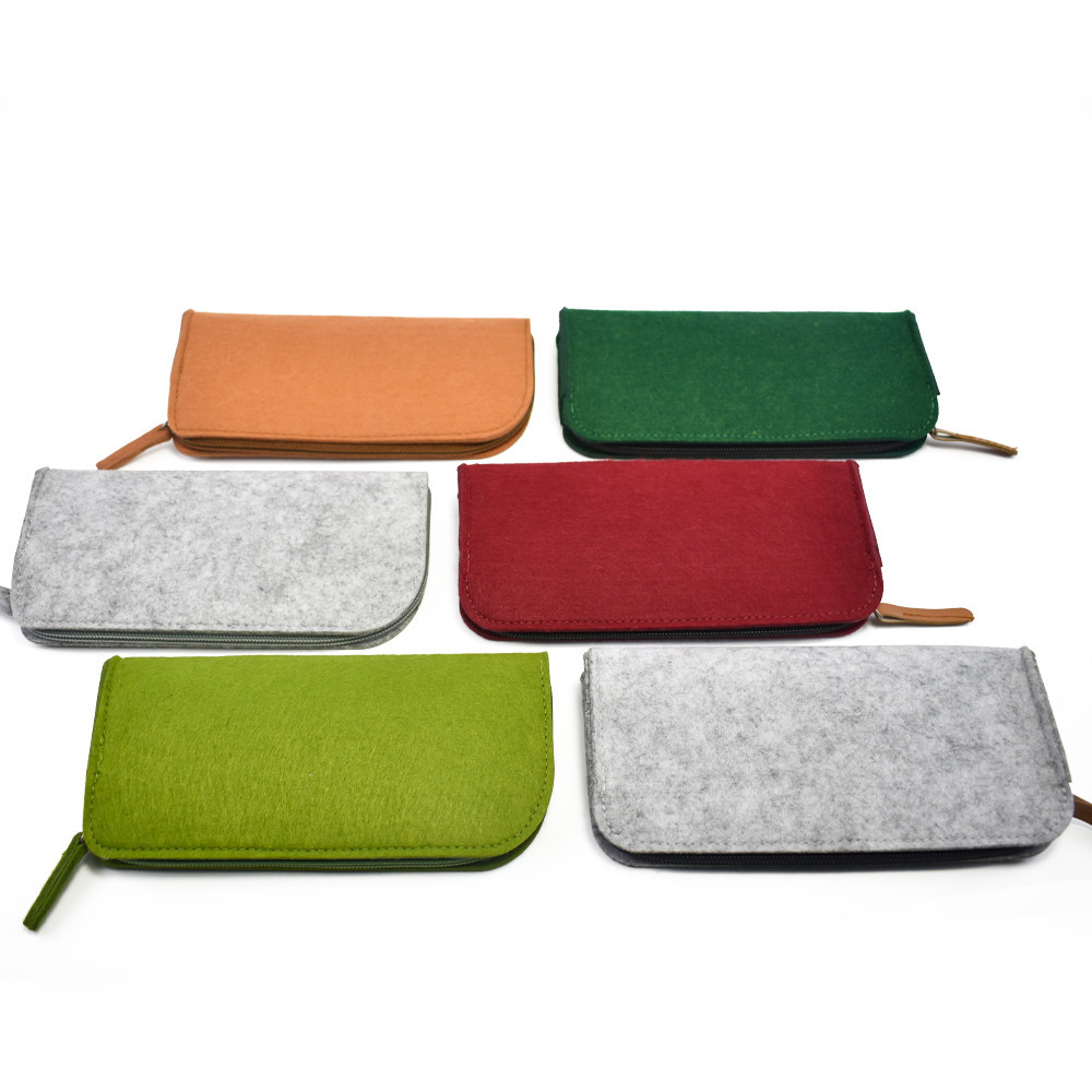 厂家定做创意毛毡小包 移动电源包 毛毡杂物收纳包 化妆包可定制