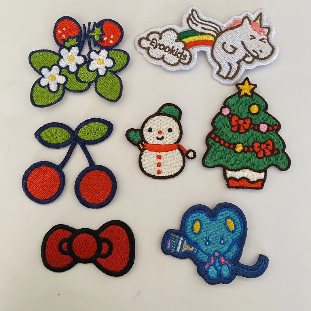 圣诞树小雪人可爱标补丁贴服装装饰手工diy刺绣布贴绣花加工厂