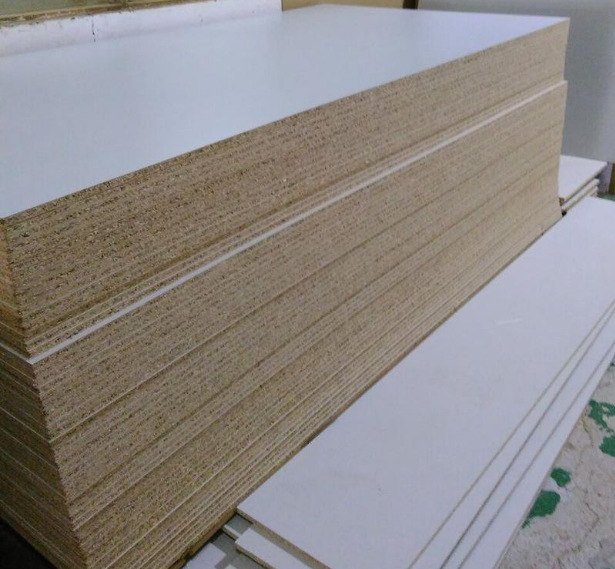 板缘直供家具冲孔会议室板材三胺贴面光滑舒适防晒防潮密度板