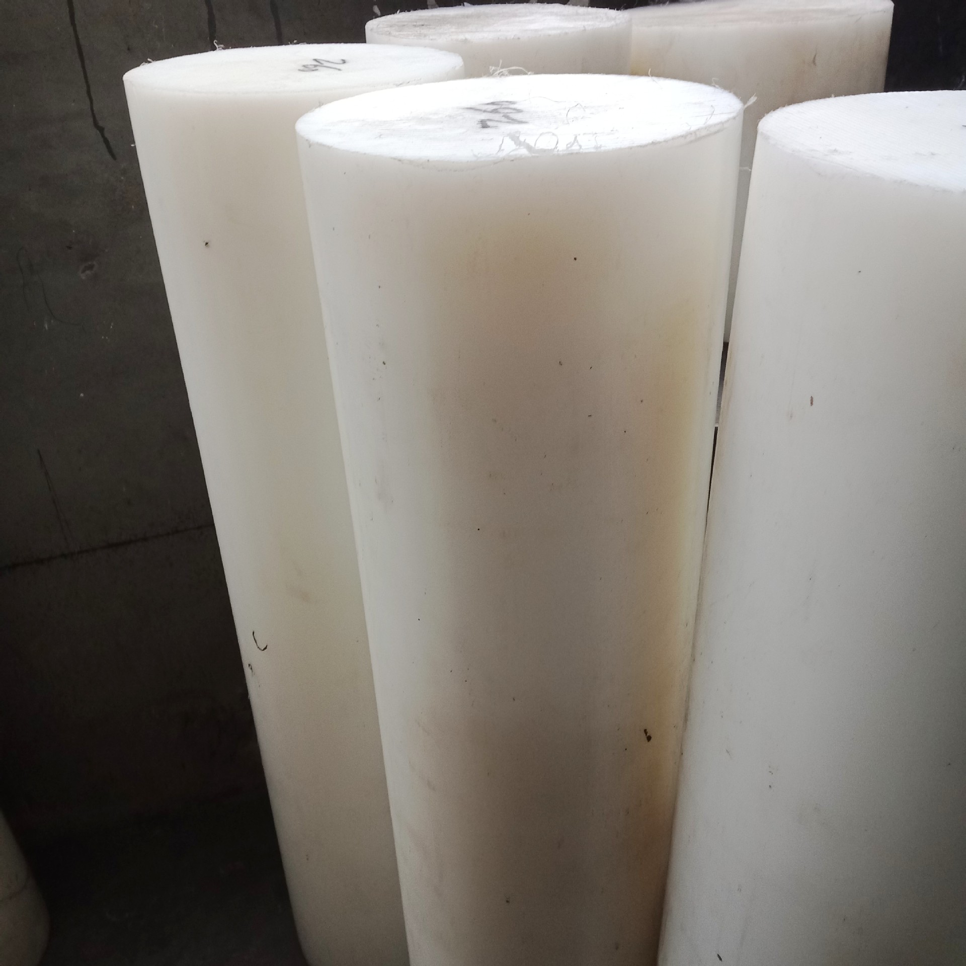 高分子量聚乙烯棒白色upe棒整棒零切来图寄样质量保证