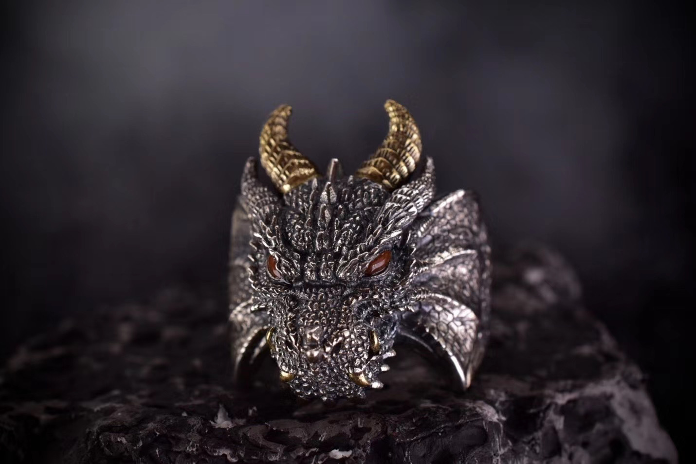 深渊魔龙戒指s925银镶嵌松石南红玛瑙复古国风男款食指戒批发