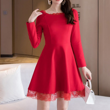 2023春季新款胖MM连衣裙修身显瘦红色礼服遮肚子小黑裙气质打底裙