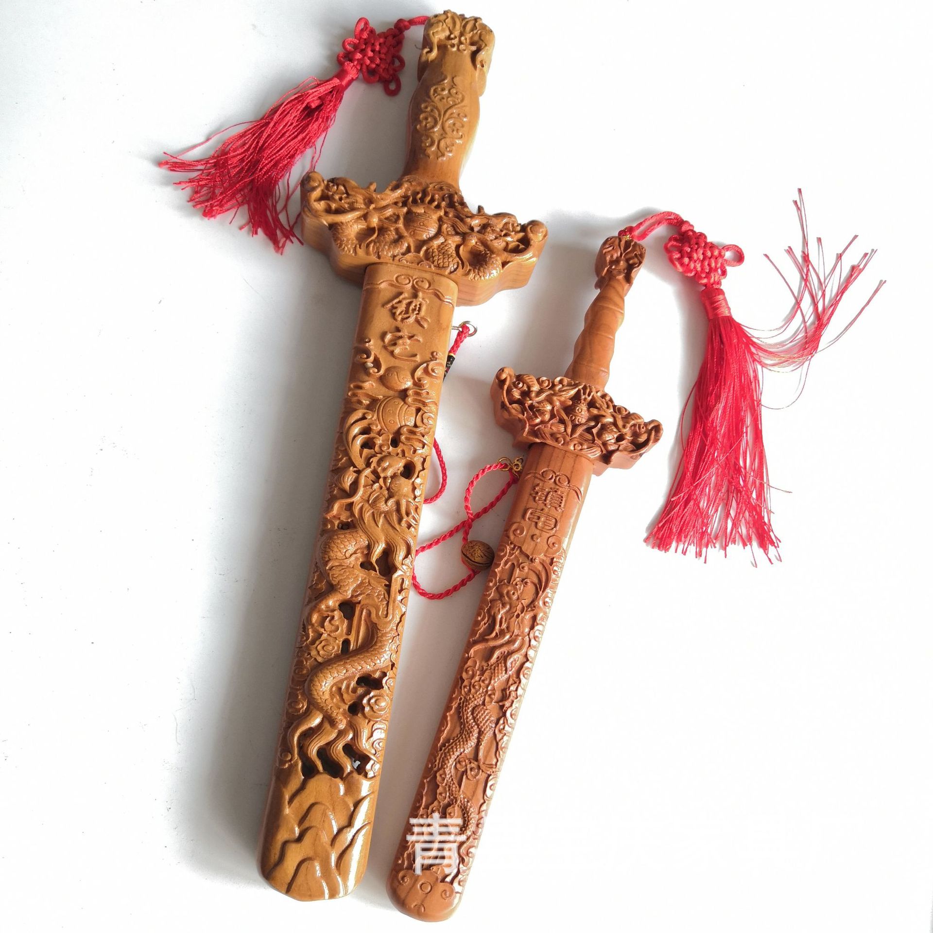 桃木龙凤朱砂桃木剑桃木挂件朱砂剑景区展销会地摊木质雕刻工艺品