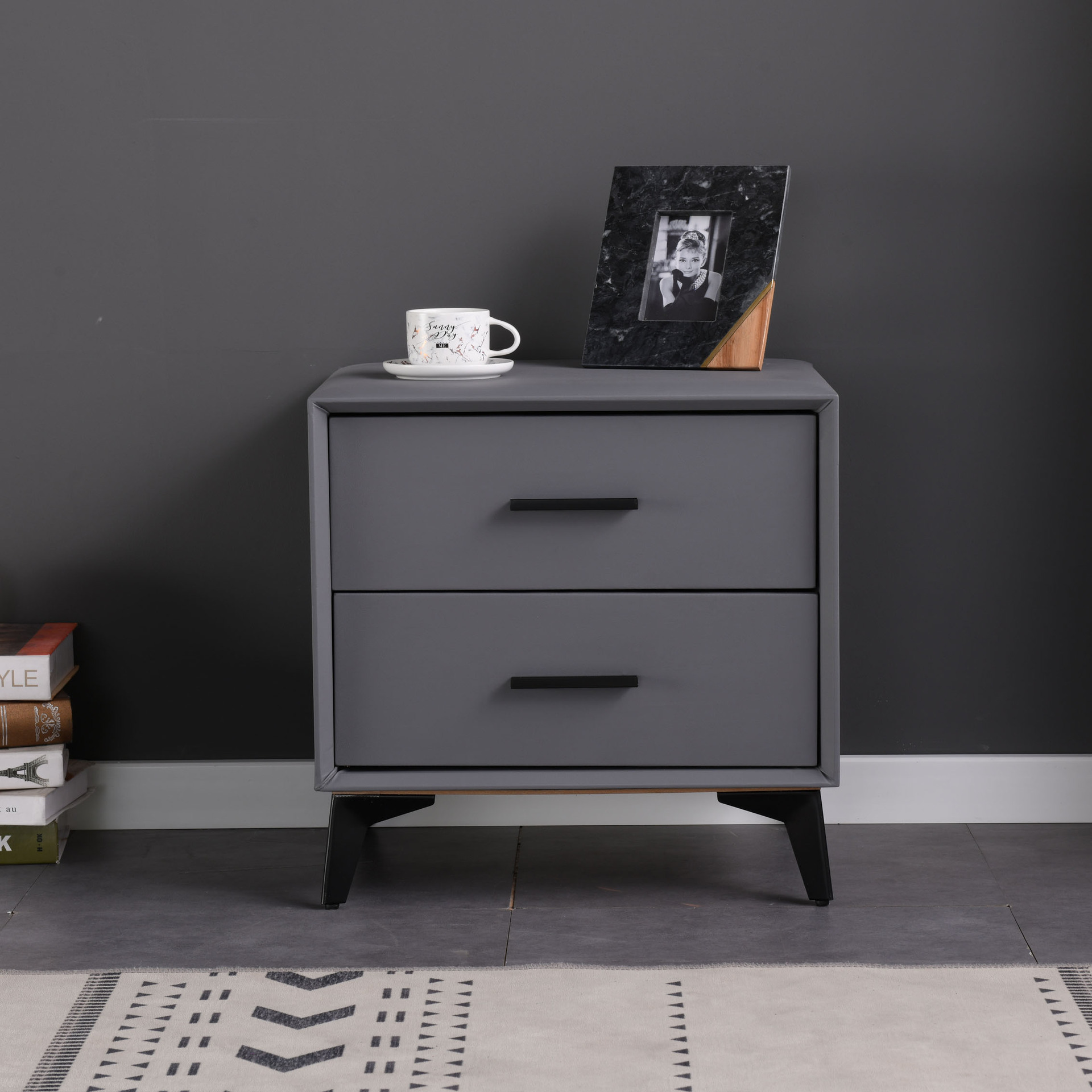 北欧轻奢风床头柜代卧室储物柜皮质软包实木灰白网红收纳柜