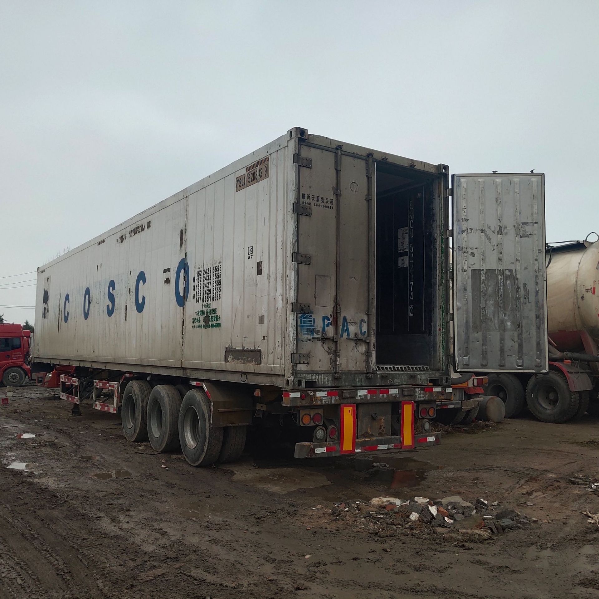 火爆销售 运输公司淘汰二手15米冷藏车 15米集装箱骨架半挂车