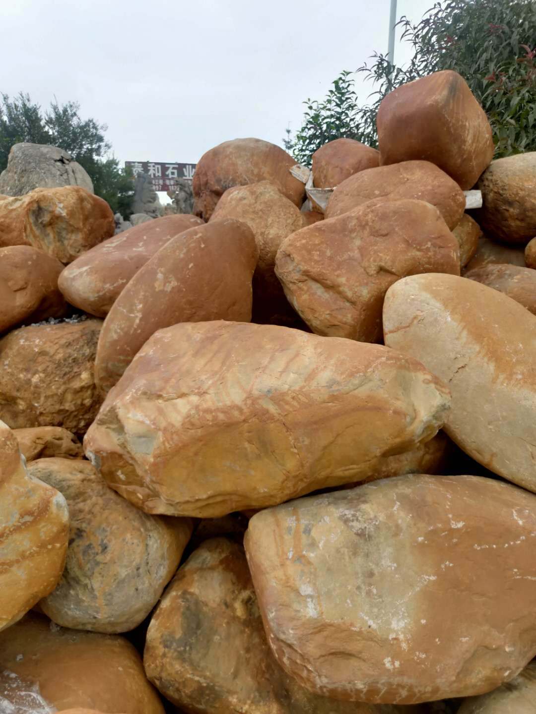 安徽灵璧石园林景观石小假山流水设计 黄蜡石奇石交易批发价格