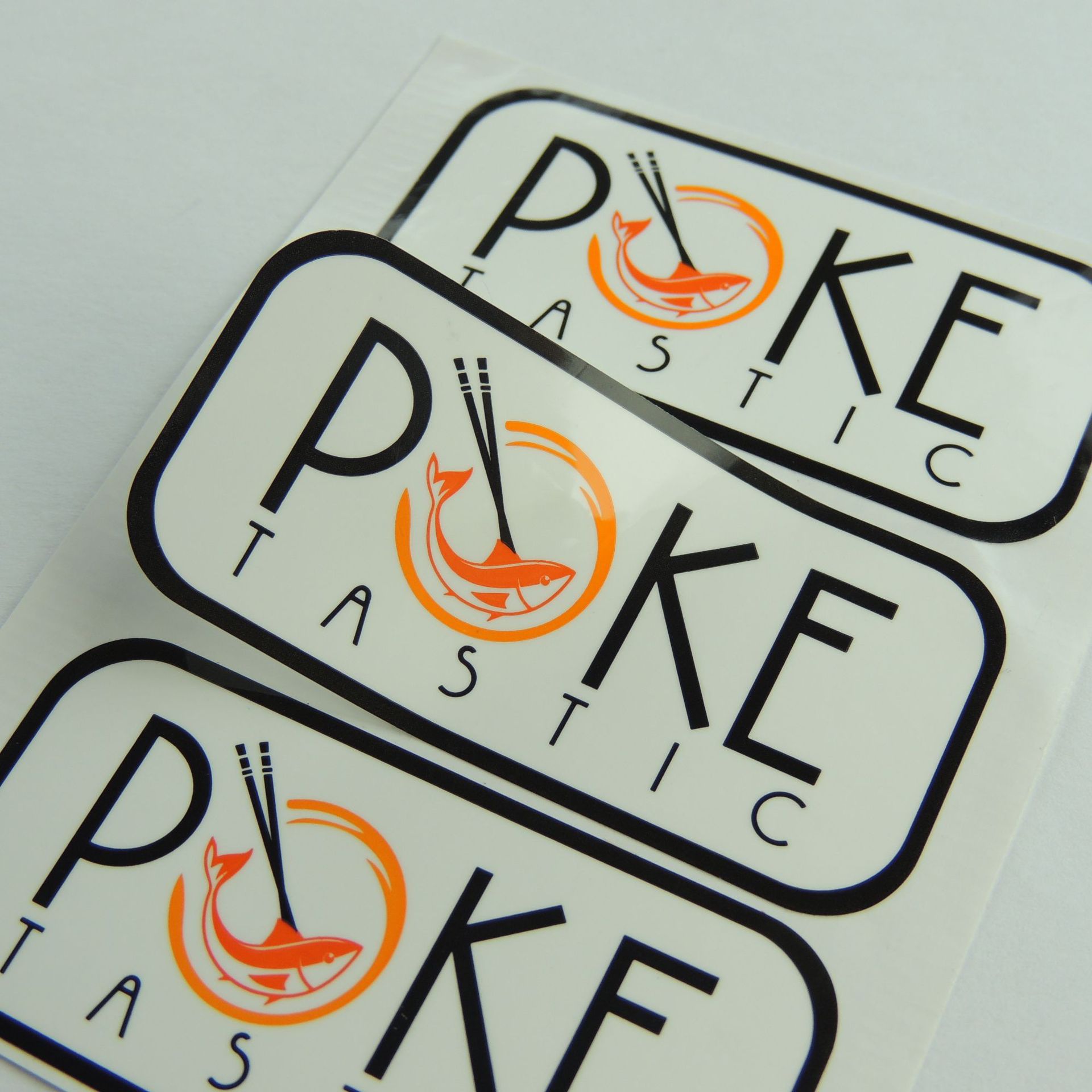 定制pp防水合成纸pvc不干胶标签贴纸定做彩色 防晒耐高温可移标签