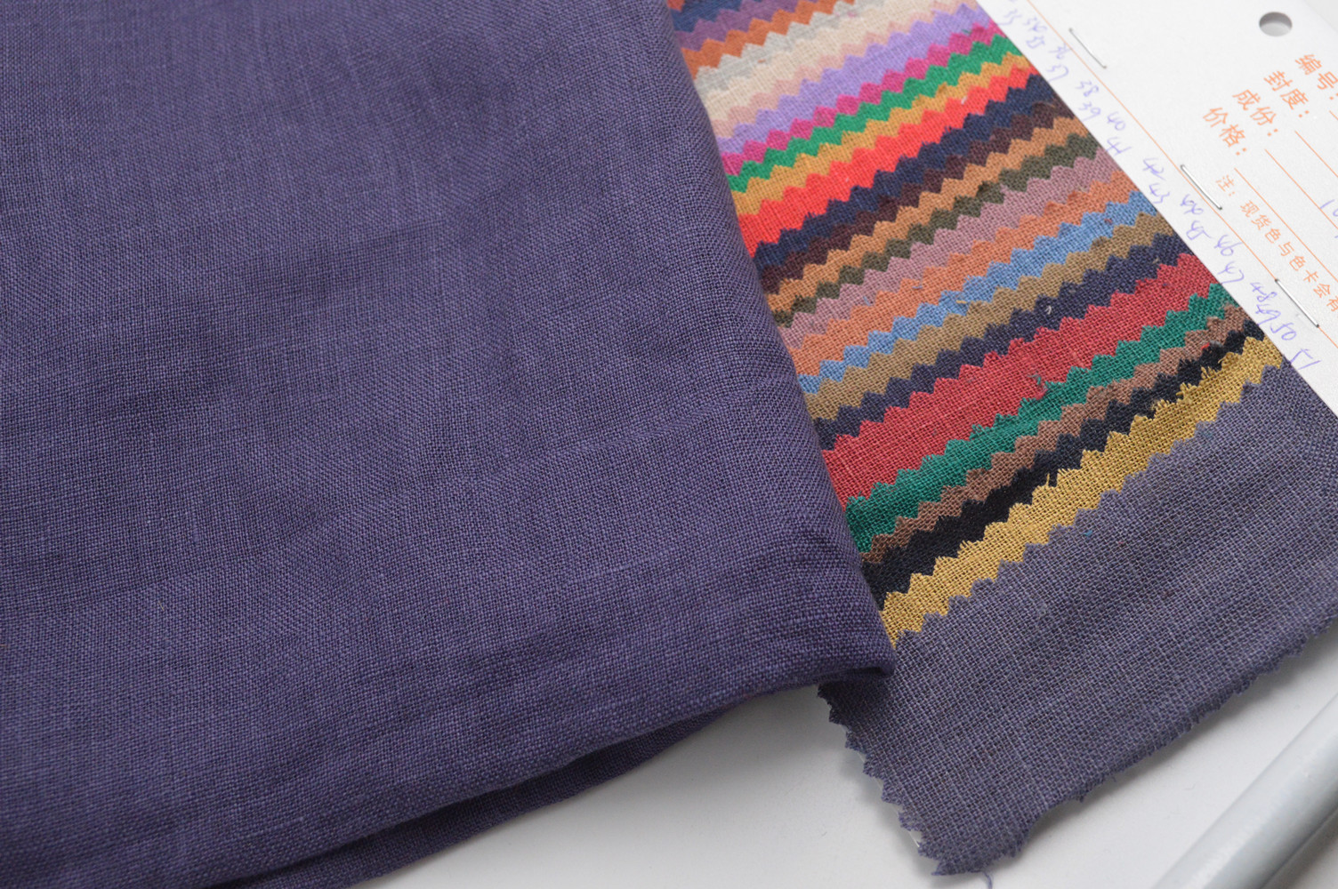 2020新款纯亚麻面料 春夏薄款纯麻雨露麻休闲女装面料现货供应